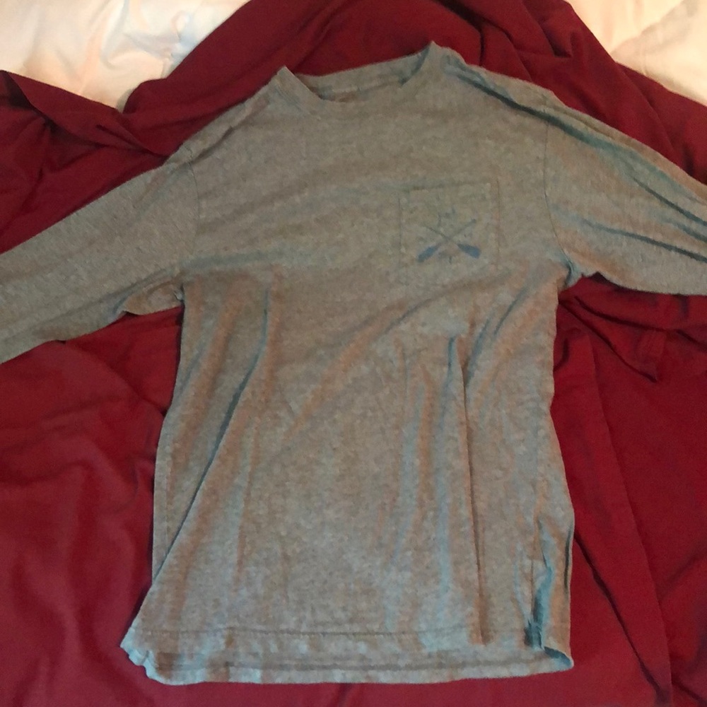 Grey long sleeve southern tide t shirt